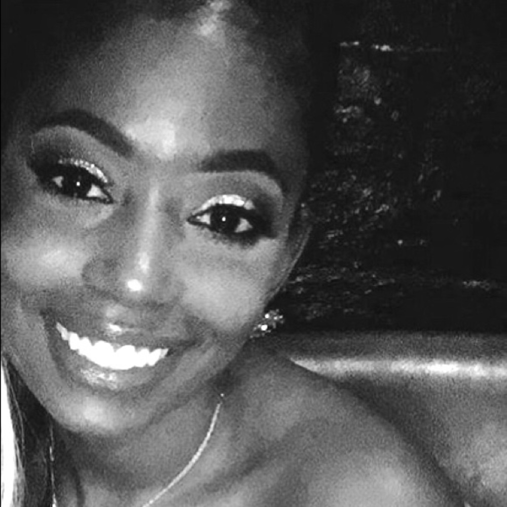 Meet your Posher, Simone